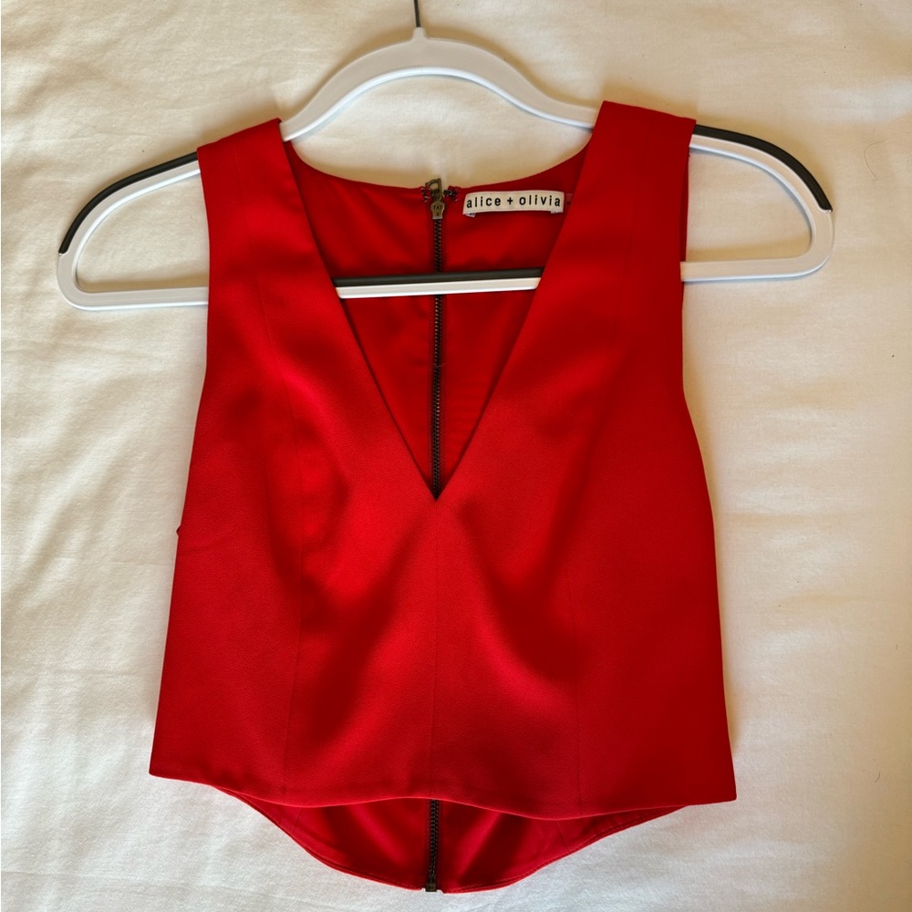 Alice+Olivia red crop top